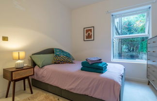 Foto 2 - Charming 1 Bedroom Apartment in Shepherds Bush With Patio Area