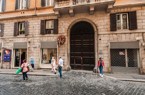 Photo 53 - New Listing La Magnolia A C Balcony Office Piazza Navona Spanish Steps