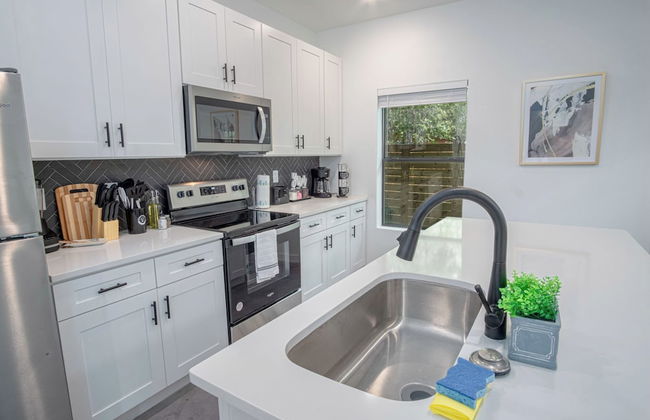 Gorgeous 3 BR 2 BA Near Amazing Downtown - Foto 11