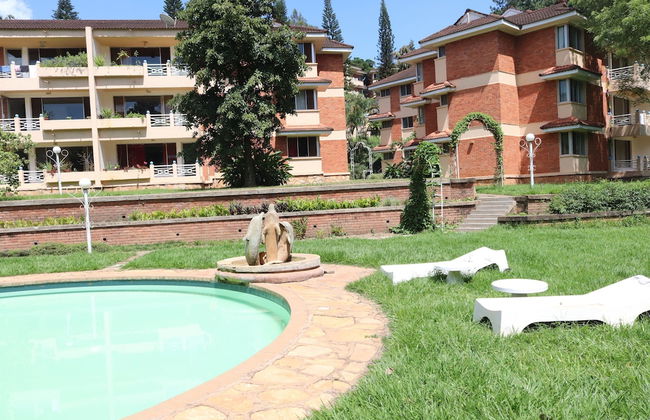 Golf Course Apartments - Foto 39