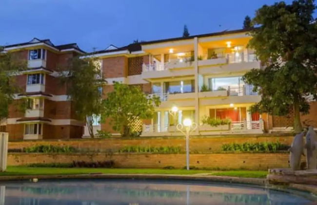Golf Course Apartments - Foto 35