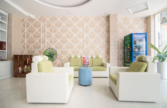 RedDoorz Plus near Tan Dinh Market 2 - Foto 4