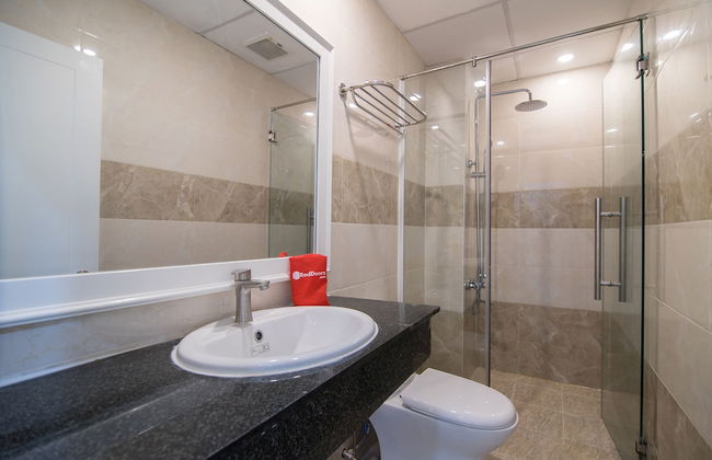 RedDoorz Plus near Tan Dinh Market 2 - Foto 48