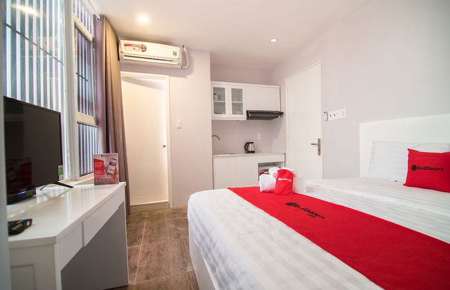 RedDoorz Plus near Tan Dinh Market 2 - Foto 15
