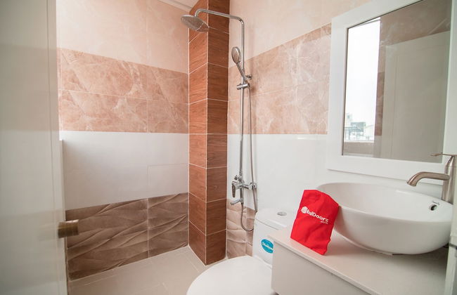 RedDoorz Plus near Tan Dinh Market 2 - Foto 42