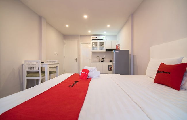 RedDoorz Plus near Tan Dinh Market 2 - Foto 7