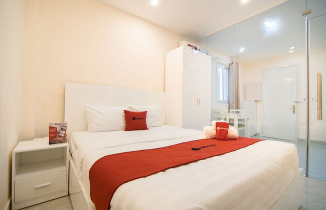 RedDoorz Plus near Tan Dinh Market 2 - Foto 18