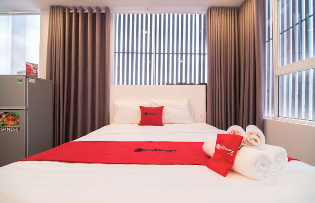 RedDoorz Plus near Tan Dinh Market 2 - Foto 16