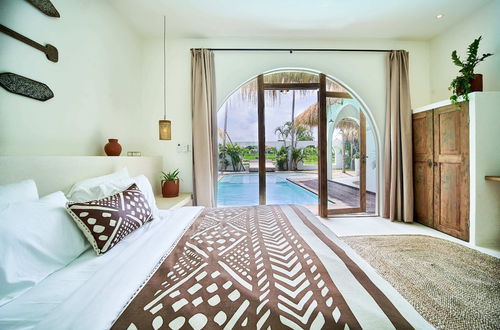 Photo 13 - Stunning 4BR Villa With Rice Field View in Umalas