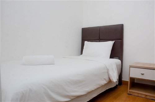 Photo 2 - Gorgeous and Cozy 2BR at Bassura City Apartment