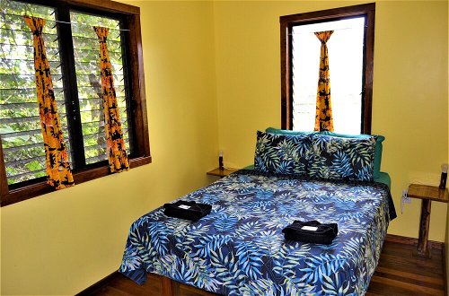 Foto 2 - The Tropical Acre Belize - Purpose Built Rustic Two Bedroomed Vacation Home