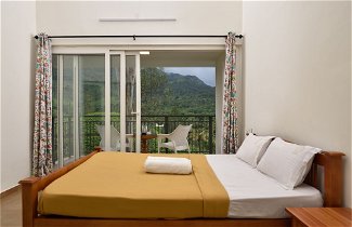 Photo 3 - The Z Villa One by Vista Rooms