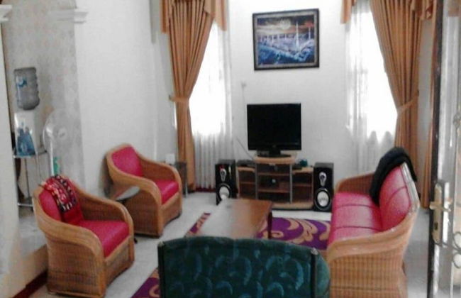 Villa Kota Bunga Dandelion - Foto 35
