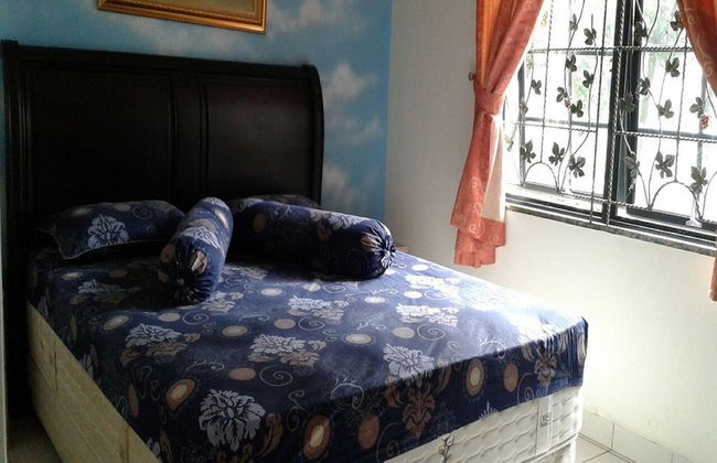 Villa Kota Bunga Dahlia - Foto 4