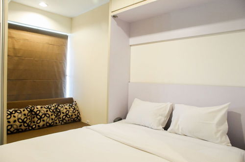 Photo 9 - Unique Studio Room with Multifunction Bed @ Grand Kamala Lagoon Apartment