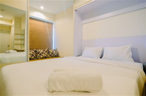 Foto 4 - Unique Studio Room with Multifunction Bed @ Grand Kamala Lagoon Apartment