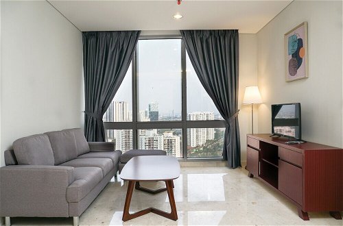 Photo 13 - Modern and Comfortable 2BR at The Empyreal Condominium Epicentrum Apartment