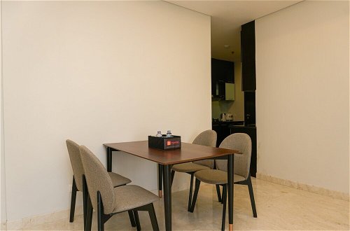 Photo 8 - Modern and Comfortable 2BR at The Empyreal Condominium Epicentrum Apartment