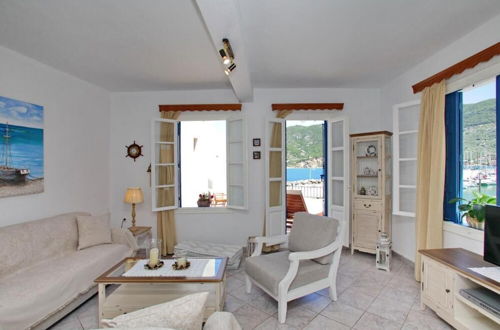 Foto 16 - Villa Yiannoula With Amazing sea View at Skopelos Old Port