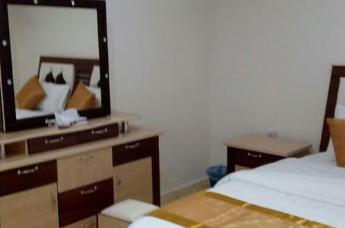 Photo 8 - Al Raha Garden Furnished Apartments 2