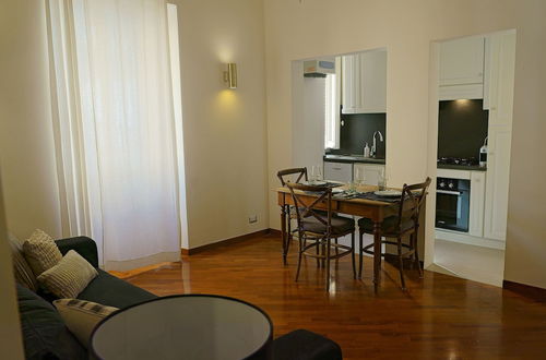 Photo 13 - 2 Bedroom Trastevere