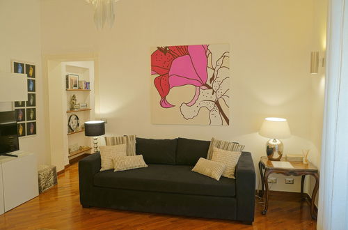 Photo 1 - 2 Bedroom Trastevere