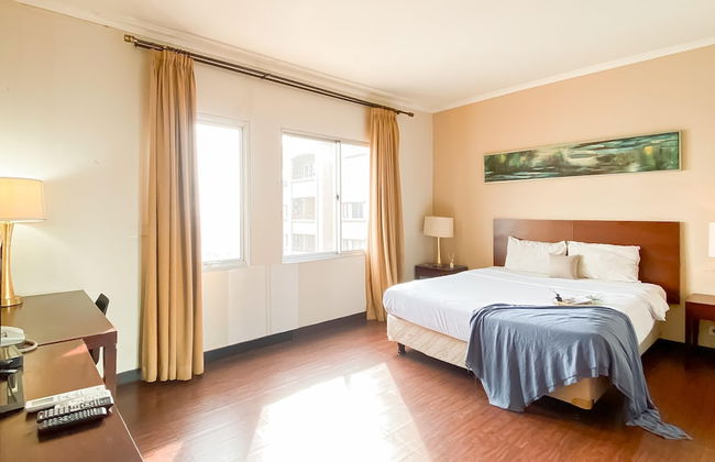 1BR Queen Bed at Ancol Marina Apartment near Dufan - Foto 3