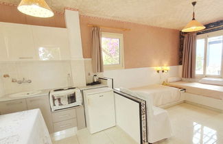 Foto 2 - Apartment for A Pleasant Holiday In A Beautiful Complex With Shared Pool and Ac