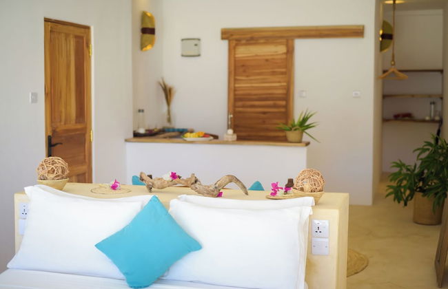 Aquamarina Hotel - Photo 11