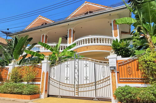 Photo 36 - LAND34 POOL VILLA PATTAYA - 6 BEDROOMS