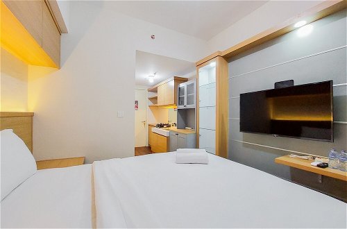 Photo 2 - Comfortable Studio Apartment At M-Town Residence