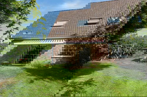 Foto 12 - Holiday Home in Vrouwenpolder With Garden