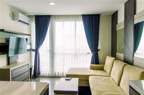 Photo 8 - Comfort And Best Choice 2Br At Bintaro Icon Apartment