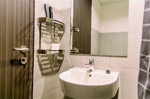 Foto 11 - Comfort And Best Choice 2Br At Bintaro Icon Apartment