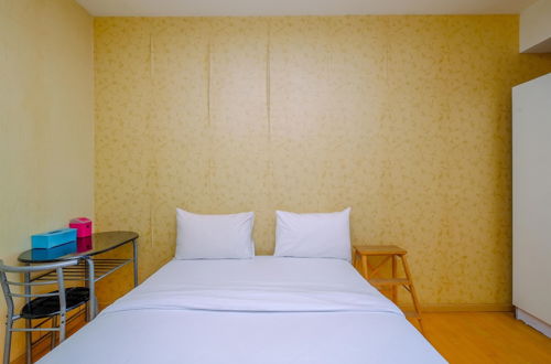 Photo 1 - Comfort And Tidy Studio Apartment Serpong Greenview