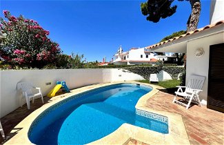 Photo 2 - Vilamoura Traditional Villa With Pool by Homing