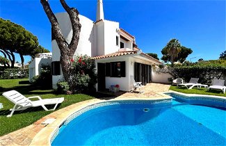 Photo 3 - Vilamoura Traditional Villa With Pool by Homing