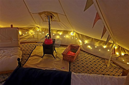 Photo 4 - Luxury 5m Bell Tent With log Burner Near Whitby