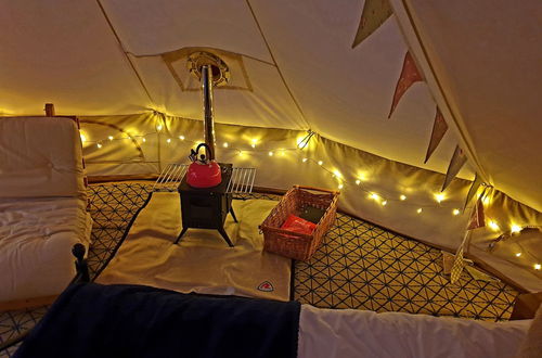 Foto 4 - 5m xl Bell Tent With log Burner, Near Whitby