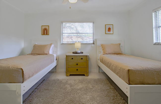 Hardee House in Gulf Gate Neighborhood - Foto 37