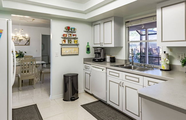 Hardee House in Gulf Gate Neighborhood - Foto 4