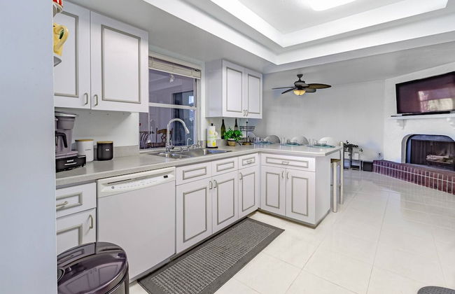 Hardee House in Gulf Gate Neighborhood - Foto 9