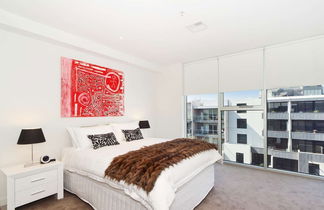 Photo 2 - Bay Views Port Melbourne