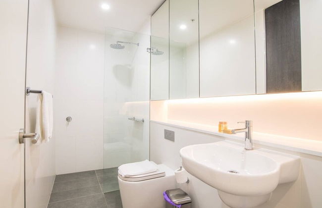 Home With Convenient Location! Close to Train&cbd - Photo 11