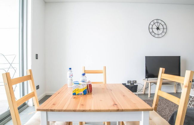 Home With Convenient Location! Close to Train&cbd - Photo 12