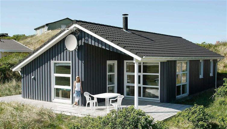 Photo 1 - 5 Person Holiday Home in Lokken