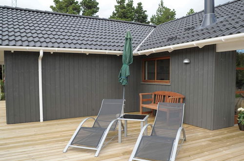 Photo 12 - 8 Person Holiday Home in Blavand