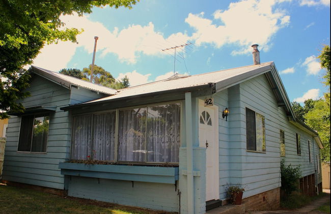 Mountain Top Holiday Home - Photo 1