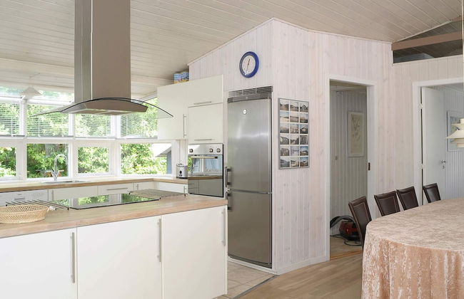 8 Person Holiday Home in Vejers Strand - Foto 6