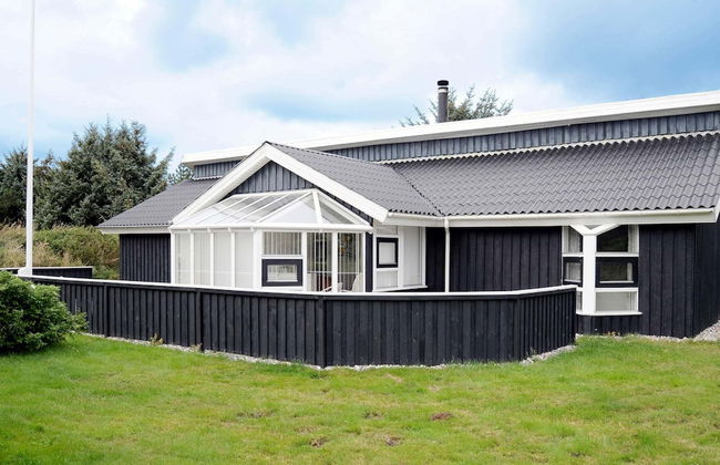 8 Person Holiday Home in Vejers Strand - Foto 16